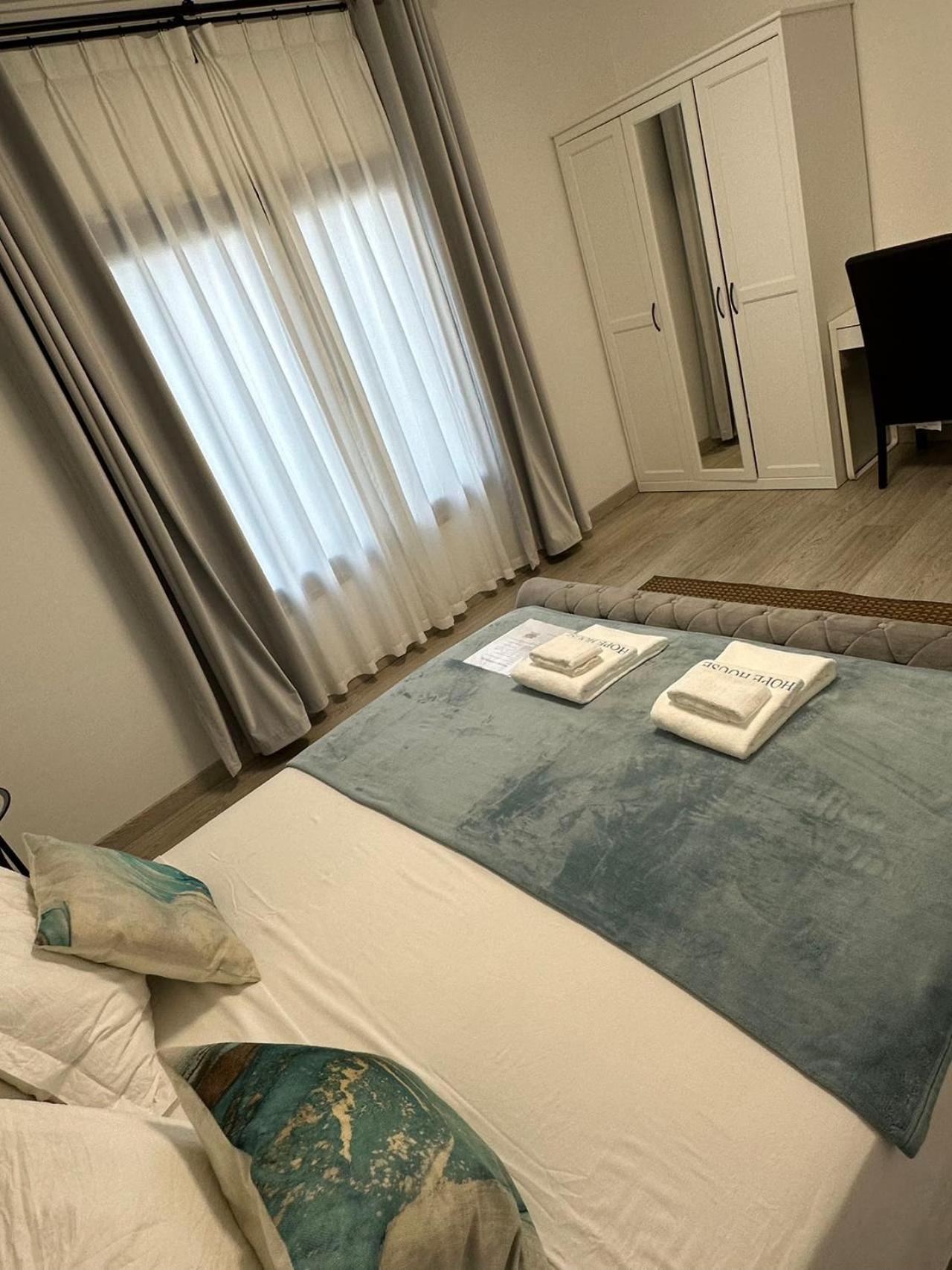 Apartamento Hope House Parede Exterior foto